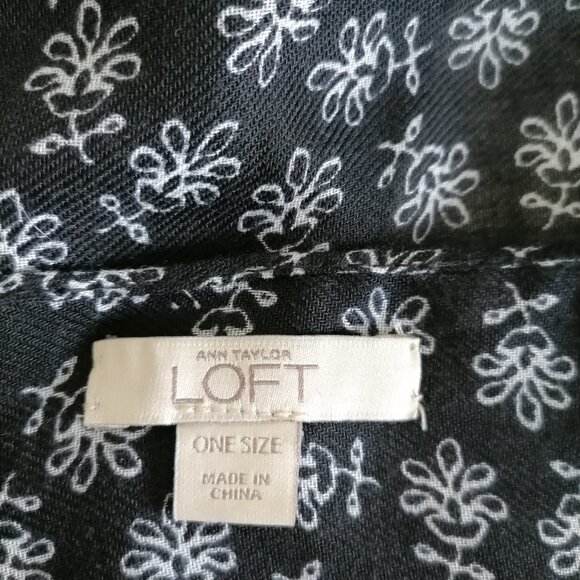 Ann Taylor LOFT Womens Black Shawl Wrap Coverup Bohemian Chic One Size - Picture 5 of 5